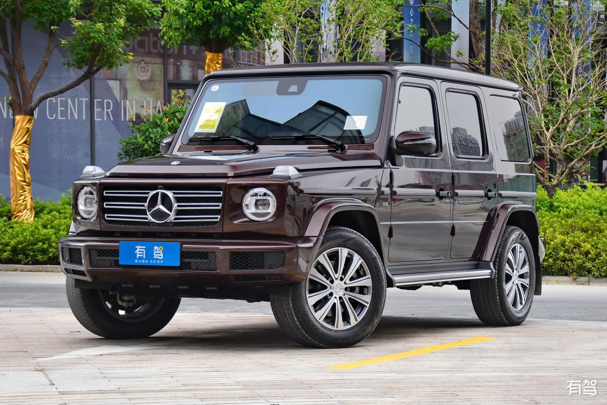 描述下 奔驰大G外观