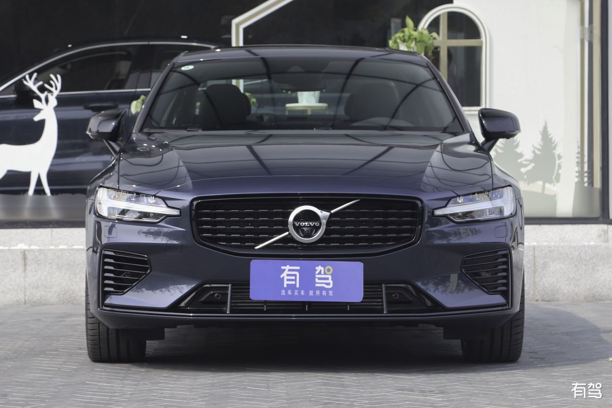 沃尔沃S60 T8 价格 - 配置、地区、优惠