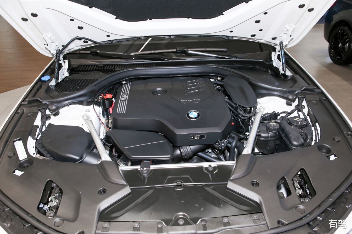 宝马-宝马5系 插电混动-2015款底盘代号