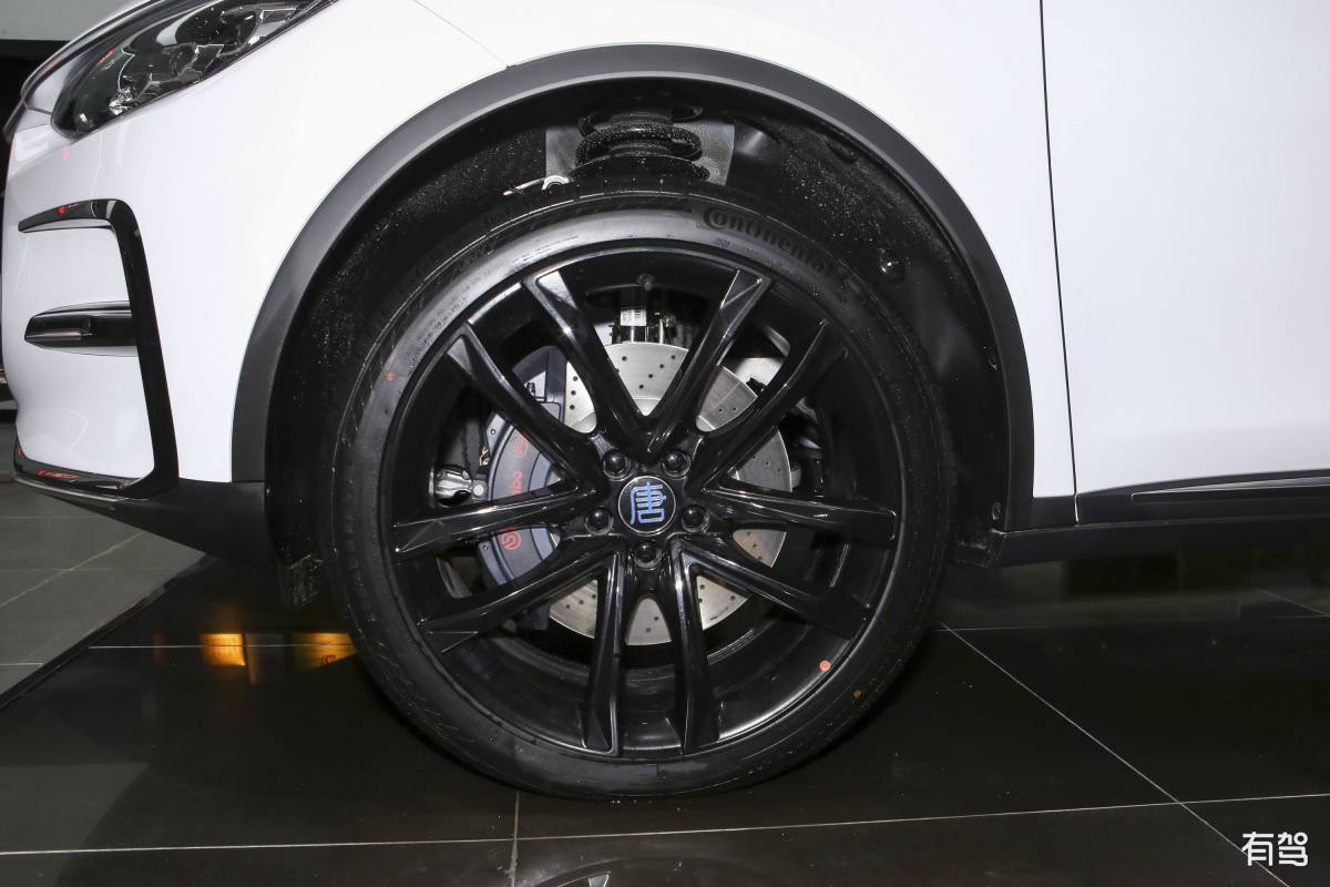 比亚迪唐80如何提升操控性能