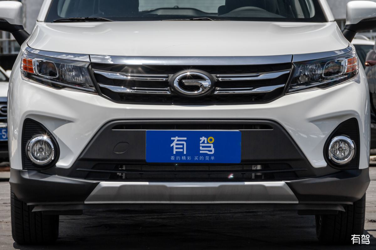 传祺GS3 2023: 小型SUV新选择，外观动感，配置丰富