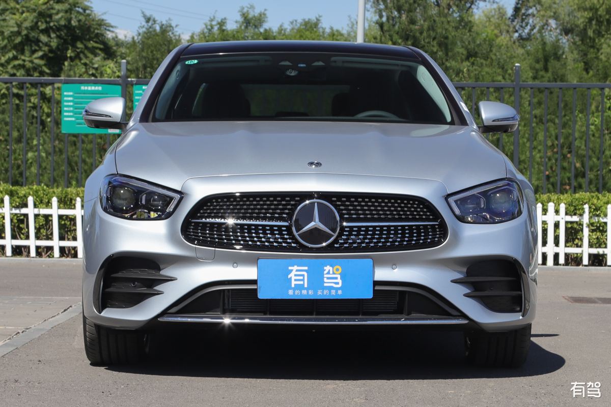 奔驰,奔驰e级,2021款 e 300 l 运动豪华型