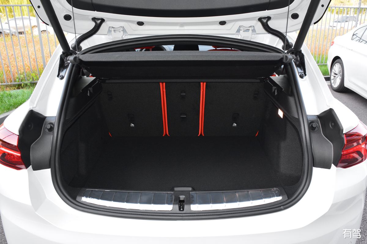 Matlab 绘制 0.5x^2 - cos(sin y) - 1 = 0 图像 (x, y ∈ [-3, 3])