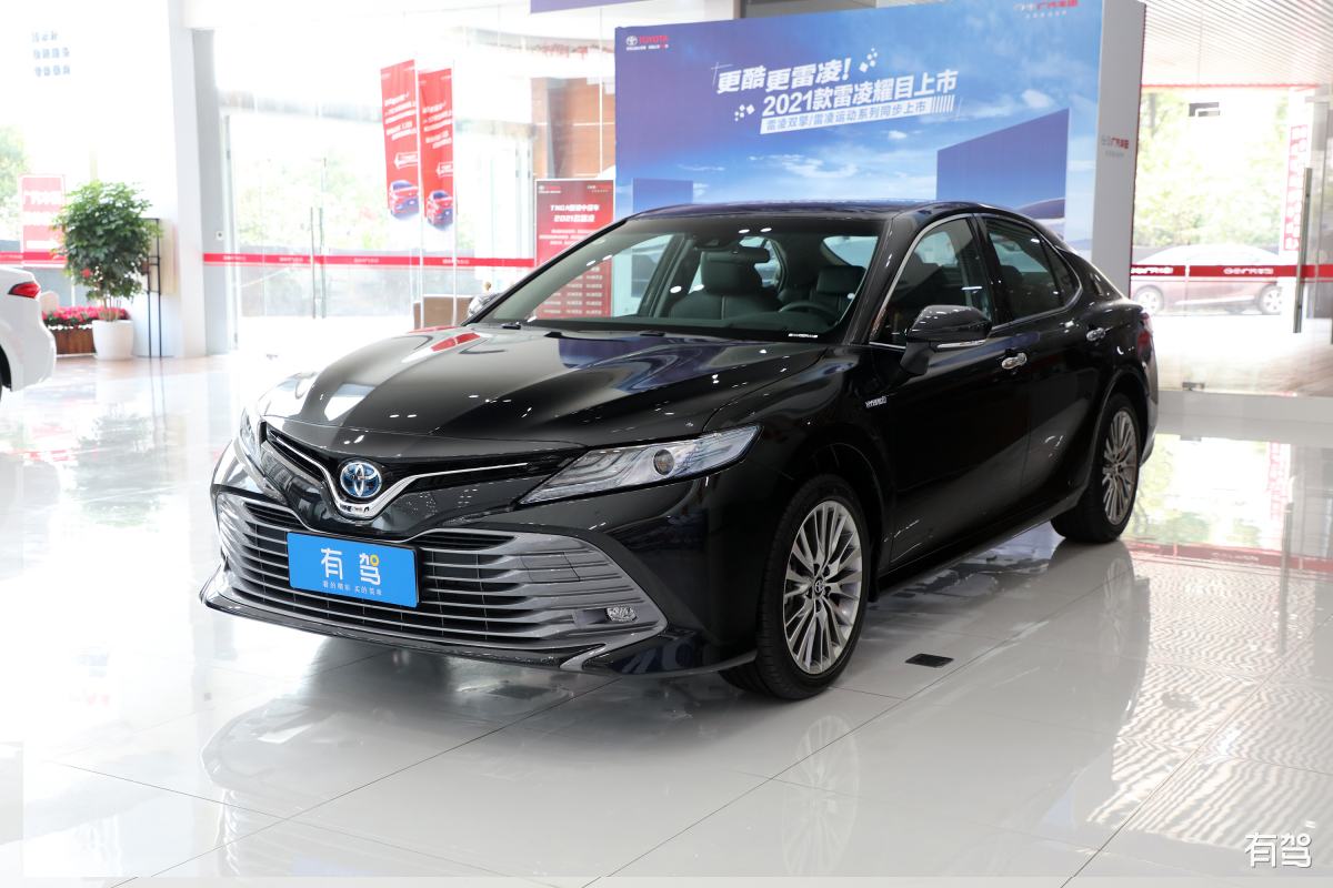 凯美瑞汽车环保节能优势：国六排放、混动技术、轻量化设计等