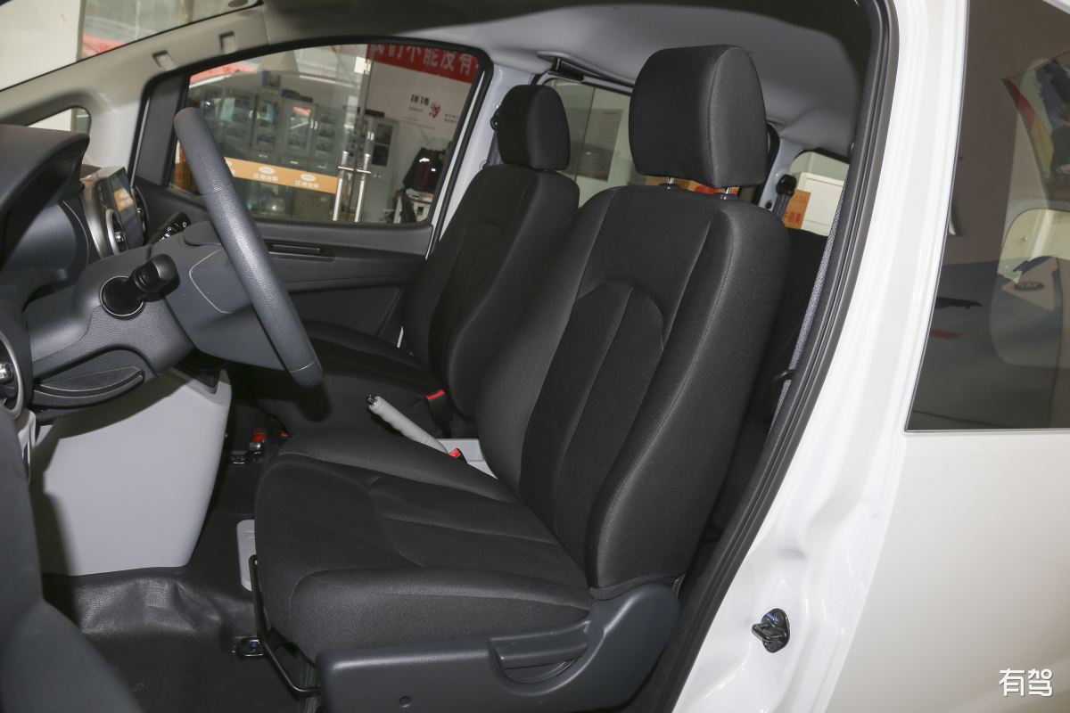 瑞风M3:商务与实用的完美结合