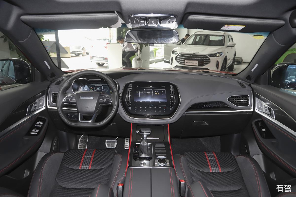 给SUV命名泰坦，写篇文章说明