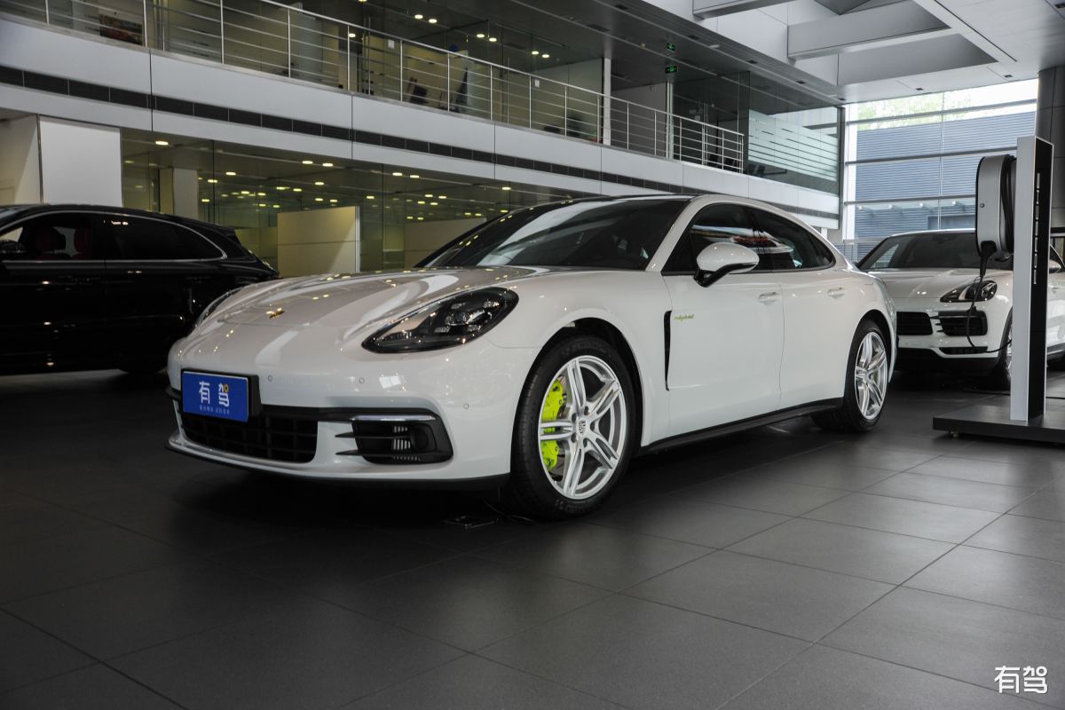 北京车展重磅发布：Panamera 3.6L 新车型强势来袭