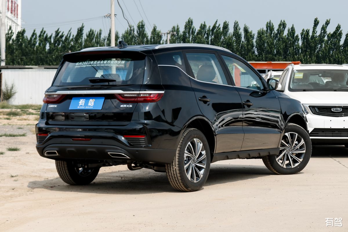 重庆工商学校汽车美容与装潢专业怎么样？教学质量、师资、就业前景分析