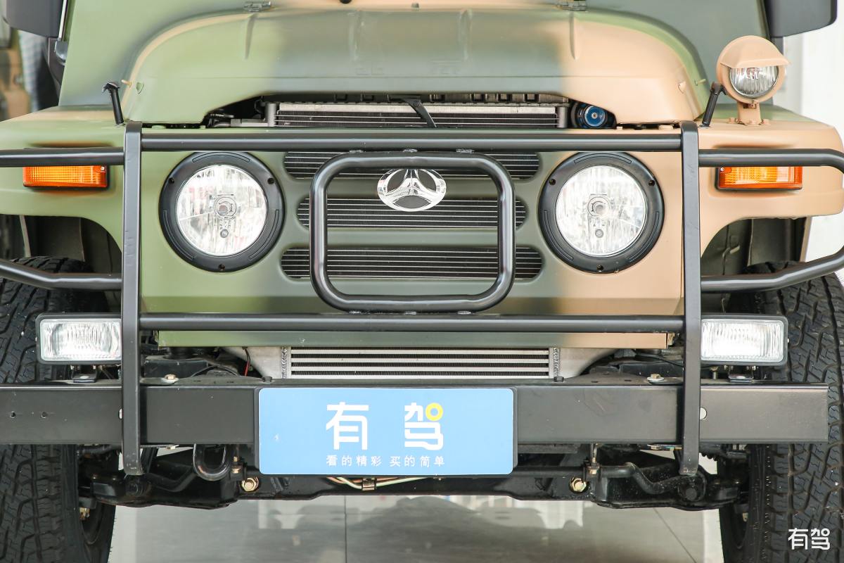 北汽制造,bj212,2020款 1.5t 方门 硬顶