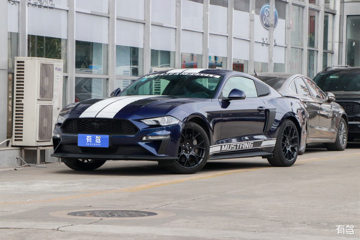 Nissan 370Z vs. Chevrolet Camaro & Ford Mustang: 实惠跑车深度对比