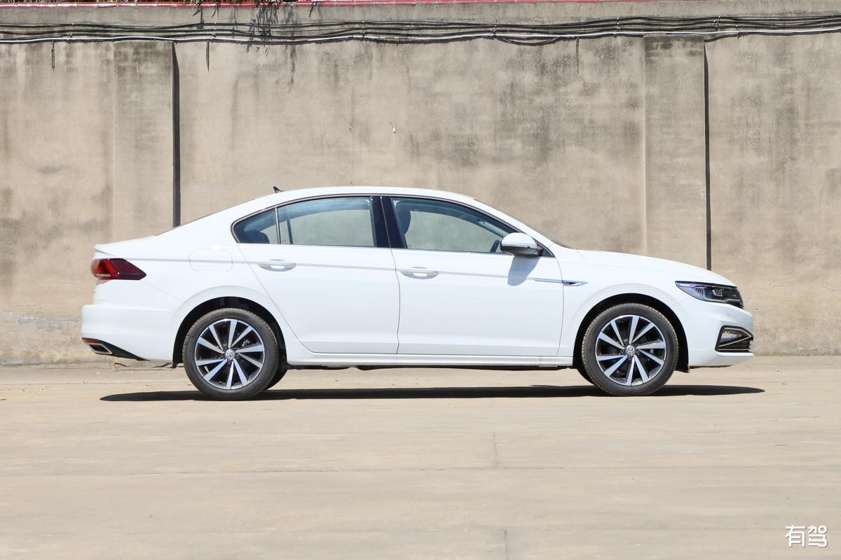 汽车 1.5 升排量是多少 cc？ - 详细解释