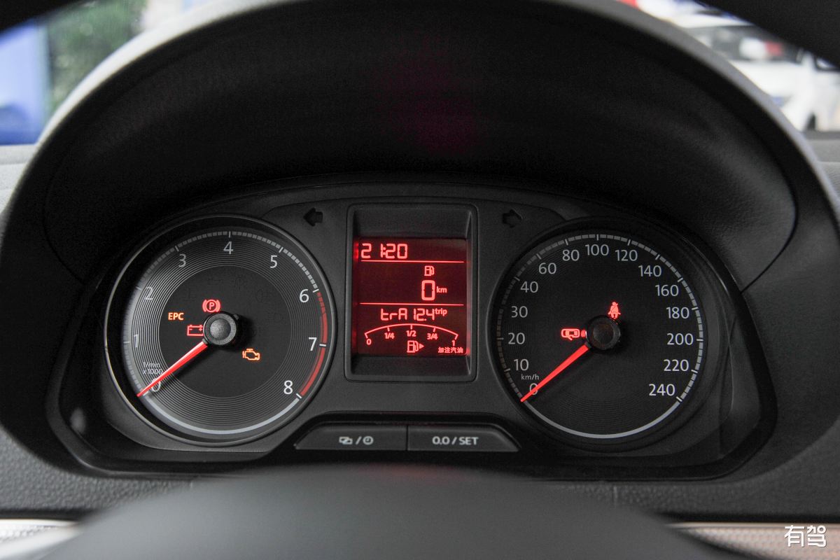 现代ix35换副厂三元催化器会亮故障灯吗？