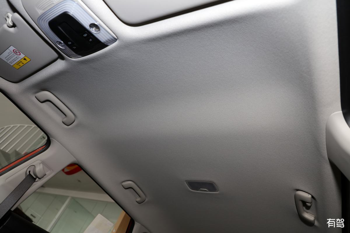 Kx3前车门新车开门晃怎么回事 200字