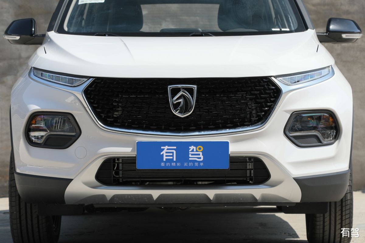 380V 1.5kW 设备需要多大空气开关？