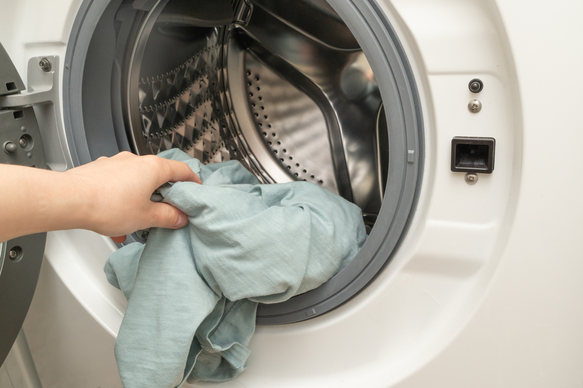 衣服洗完有异味？原来是潮湿＋细菌！威王消毒凝珠拯救了我！