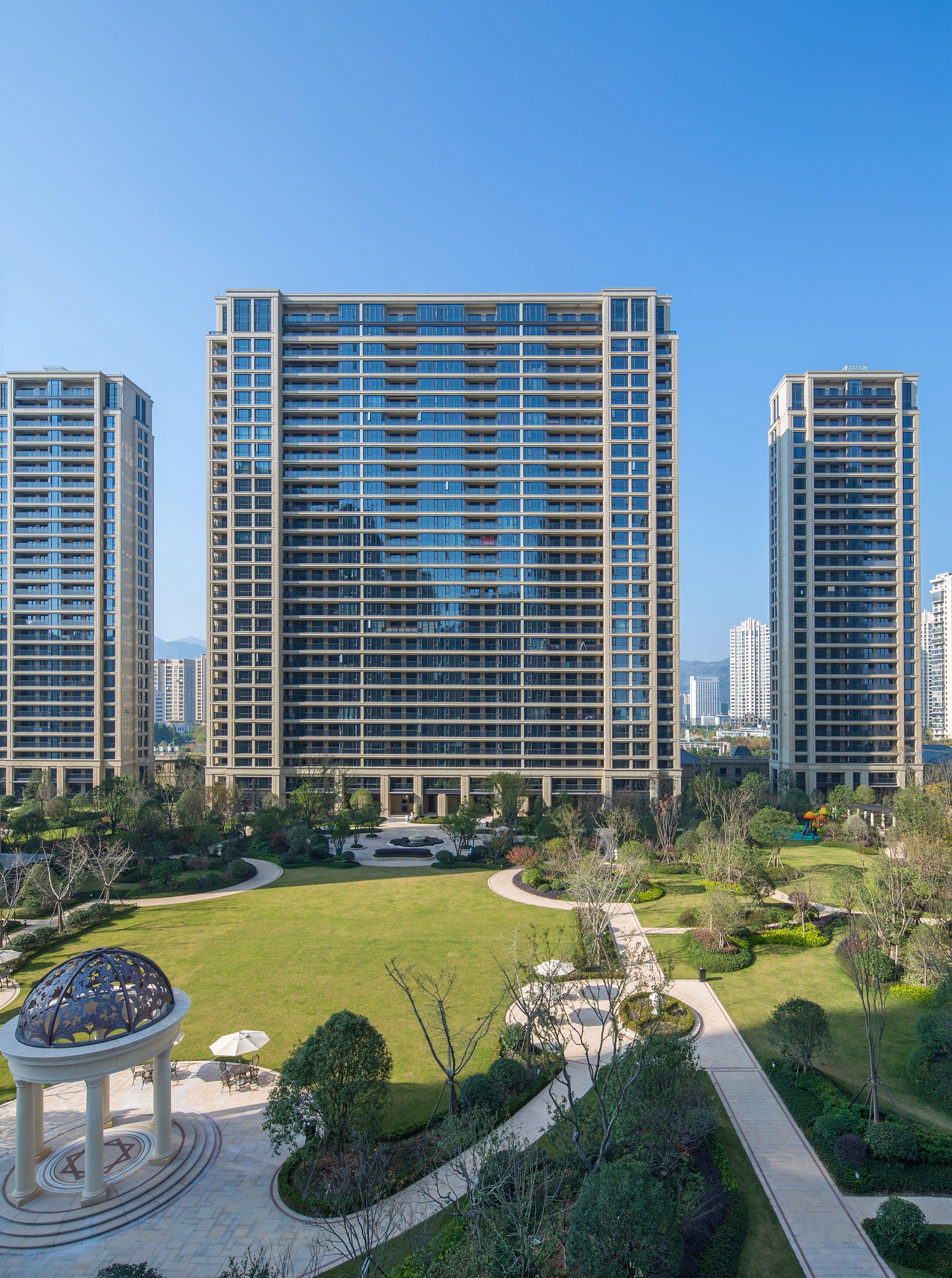 如果我是置业顾问怎么介绍麓府这个项目呢？