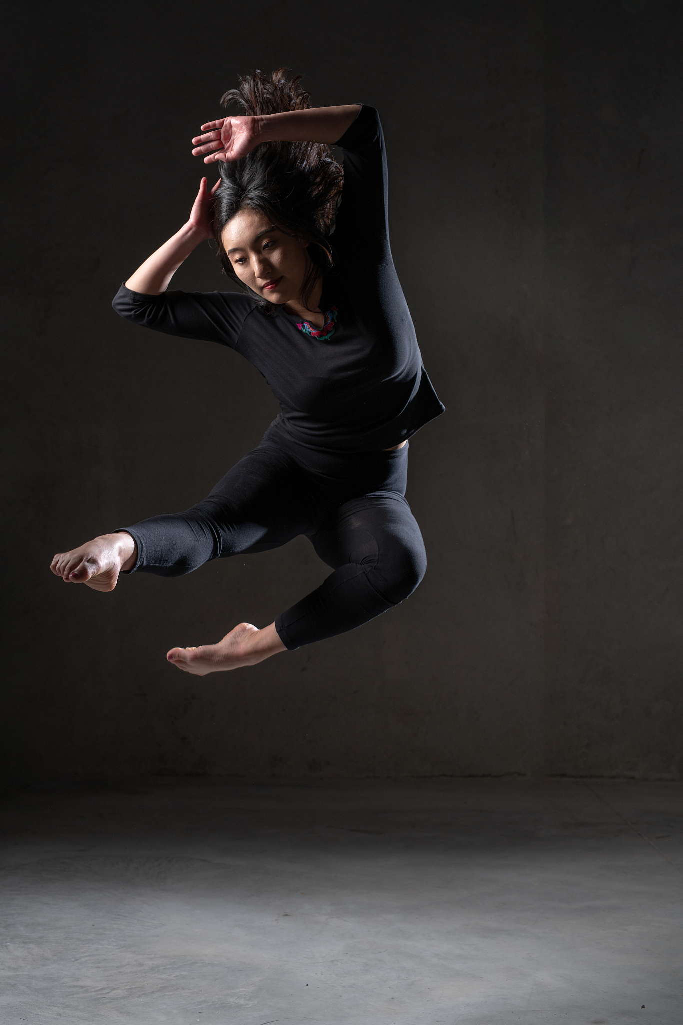 【人物】曼迪：逆境中绽放的舞蹈之梦