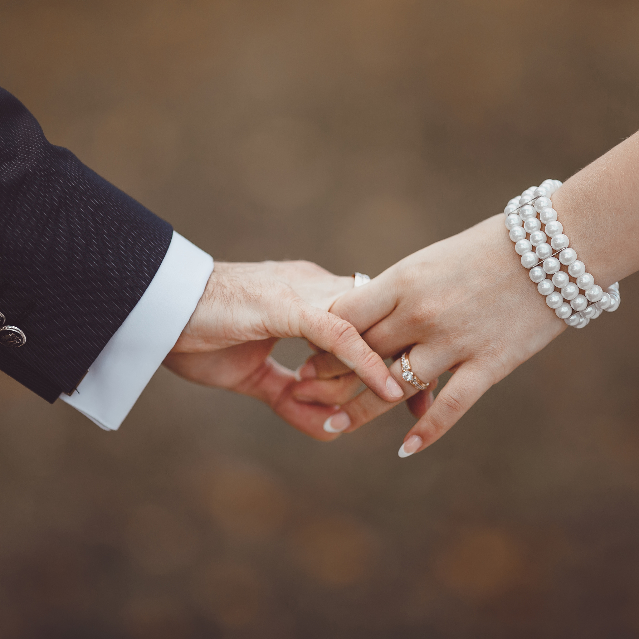 请帮我写1篇650字的博客文章主题是：结婚30年是什么婚