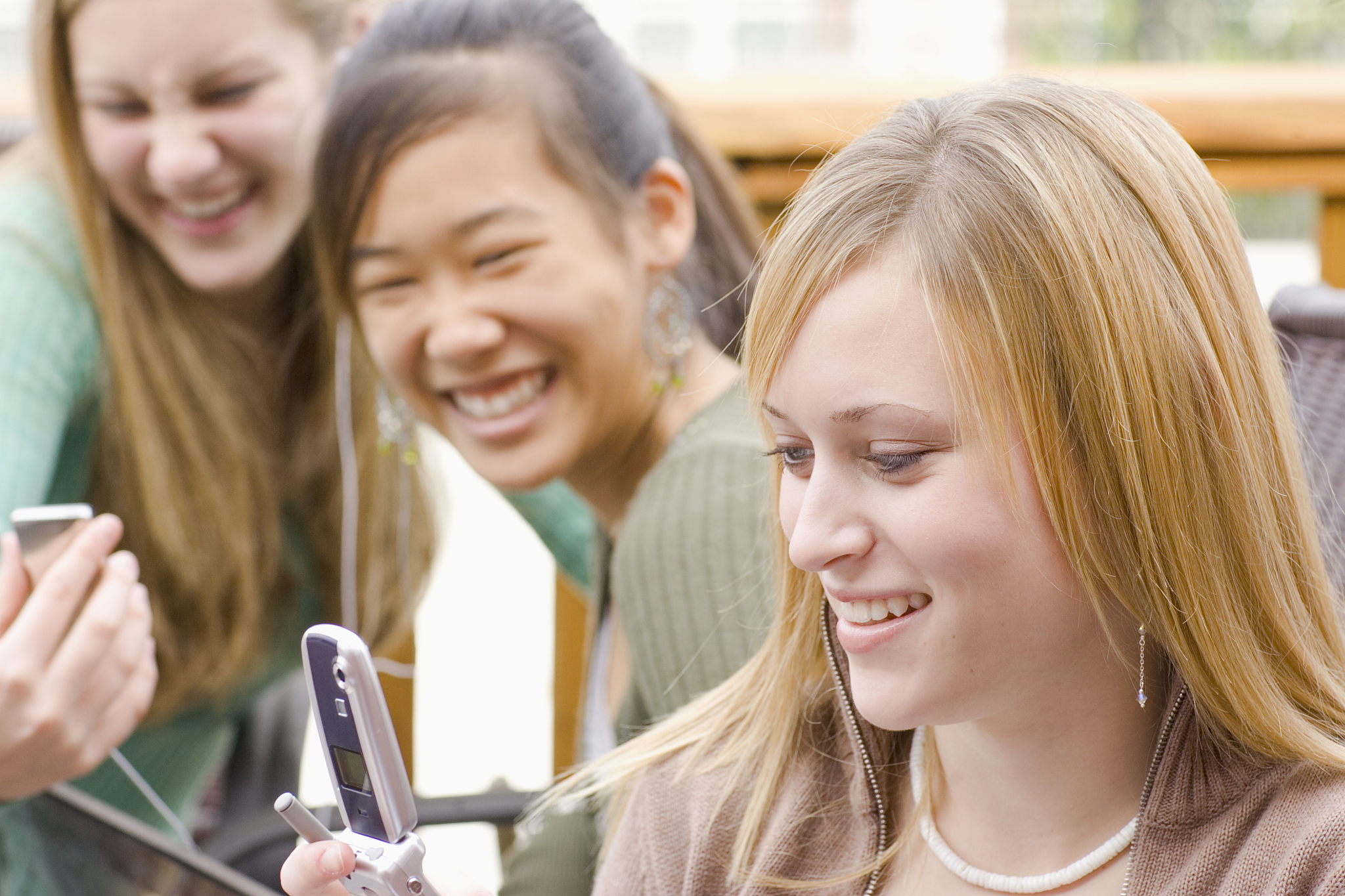 和同学没话说？试试这5个话题，轻松打开话匣子！