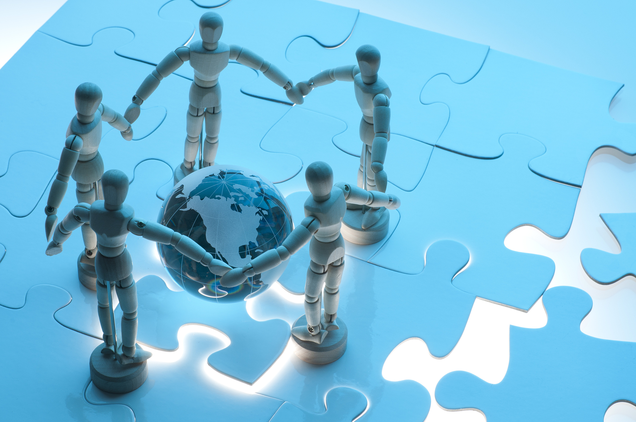 global teamwork solutions concept
