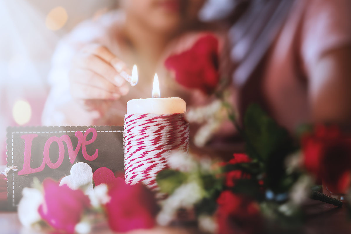 生日的悲伤：翻开他的手机，满是对我的爱