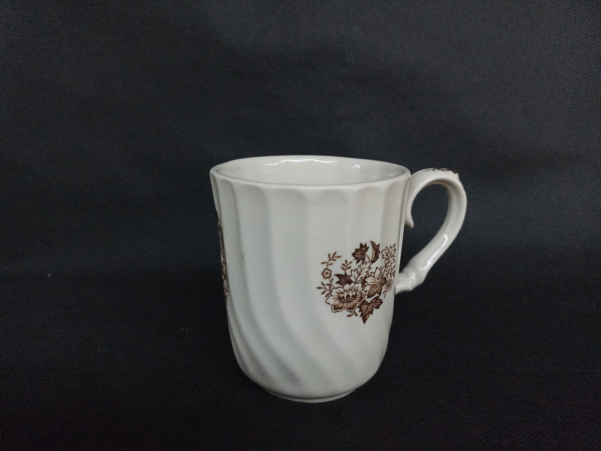 马克杯陶瓷创意艺术杯子 帮我写一个标题20个字