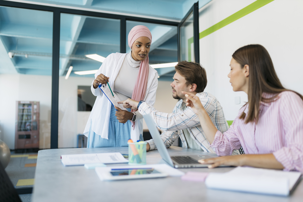 美国护士职业待遇：薪资、福利、前景分析