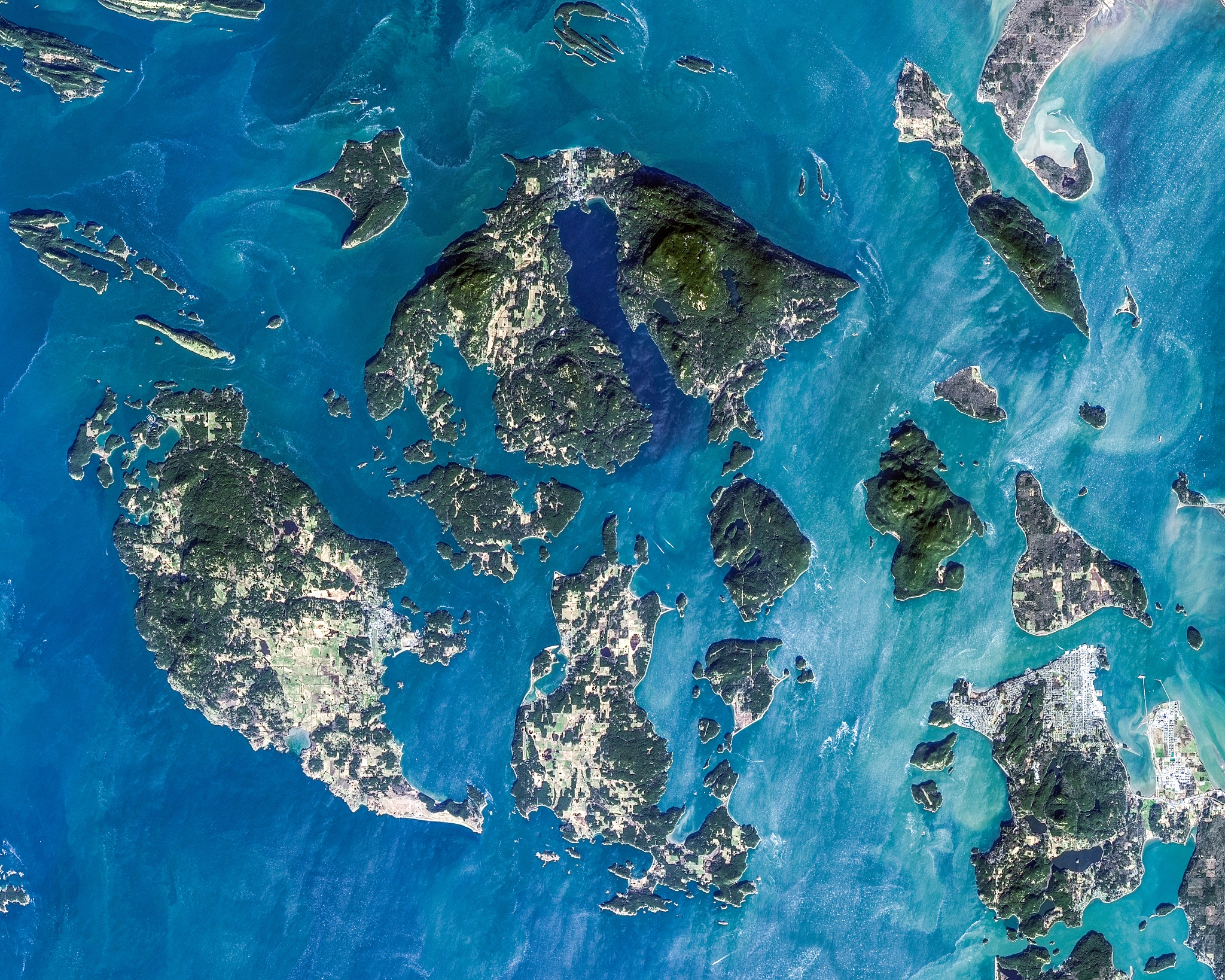 海洋与石油地质期刊: 研究范围与内容