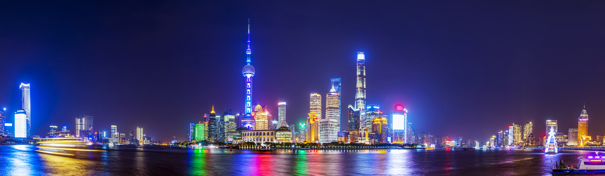 shanghai lujiazui financial district skyscrapers