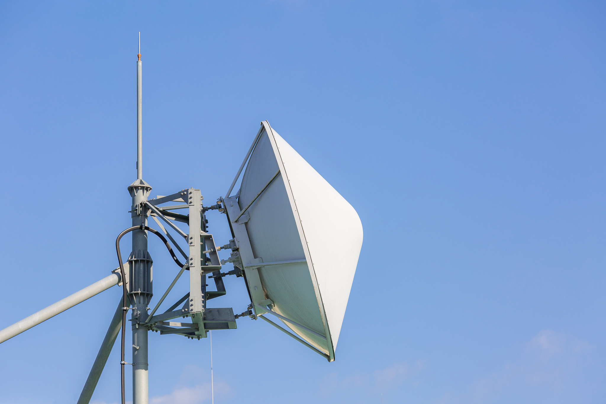 telecommunication satellite and radio transmitter
