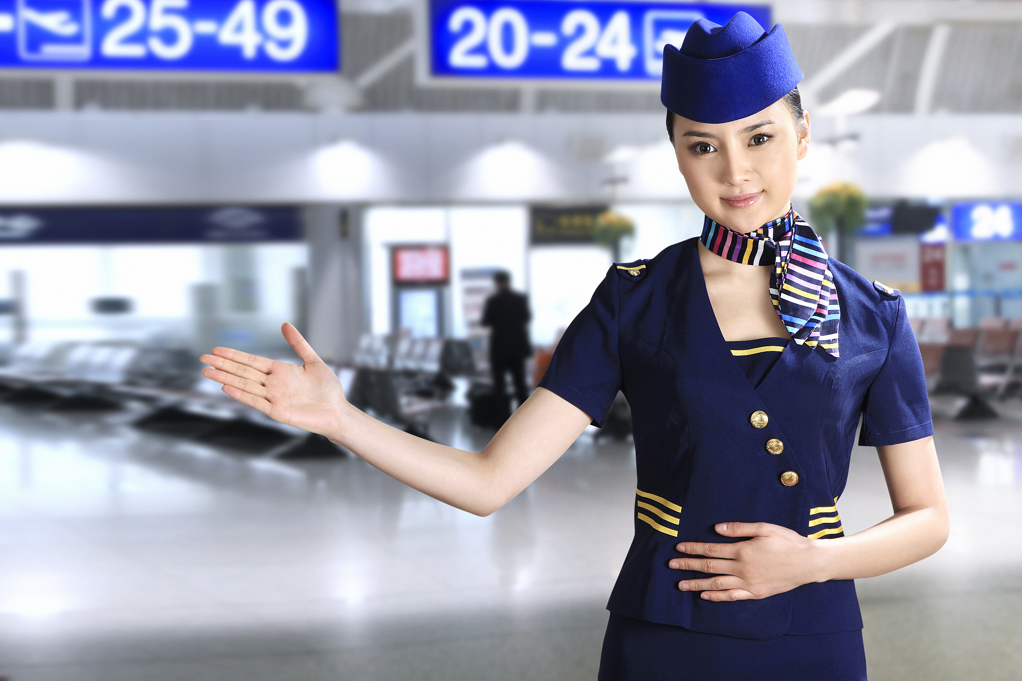怎样才能做空姐_当空姐有什么要求