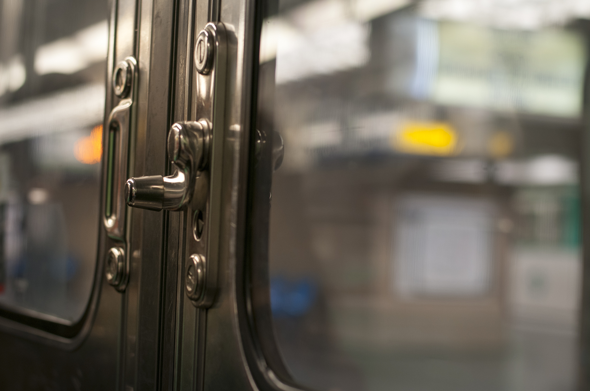 蒂森门机D1 D2 D3三个灯是什么含义