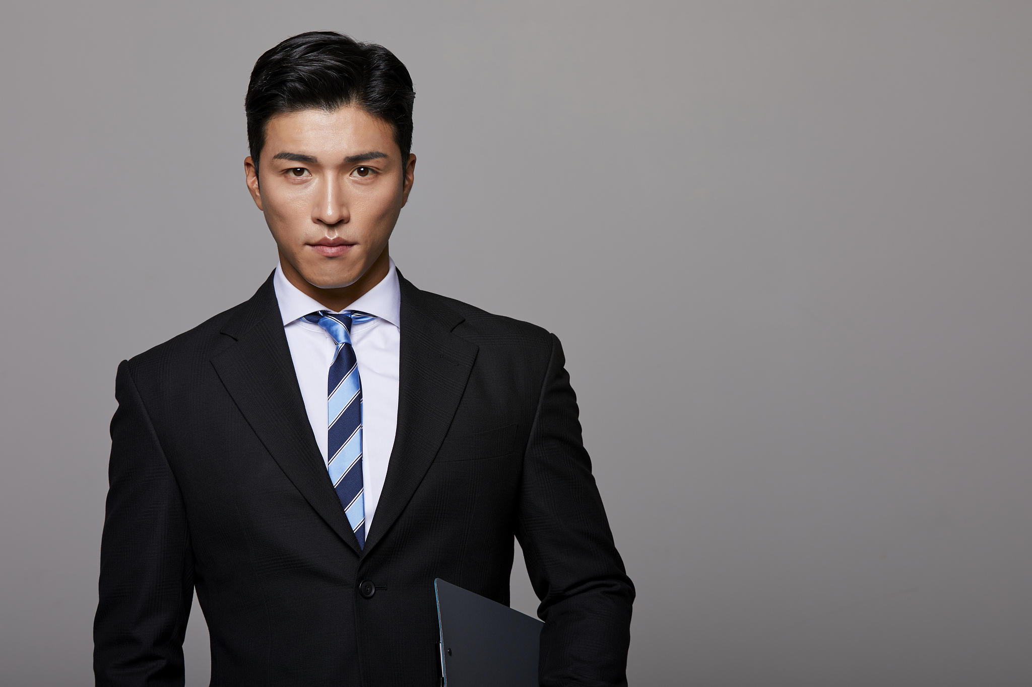 云南商务职业学院2019年招生专业介绍 - 三年制普通中专/五年一贯制大专