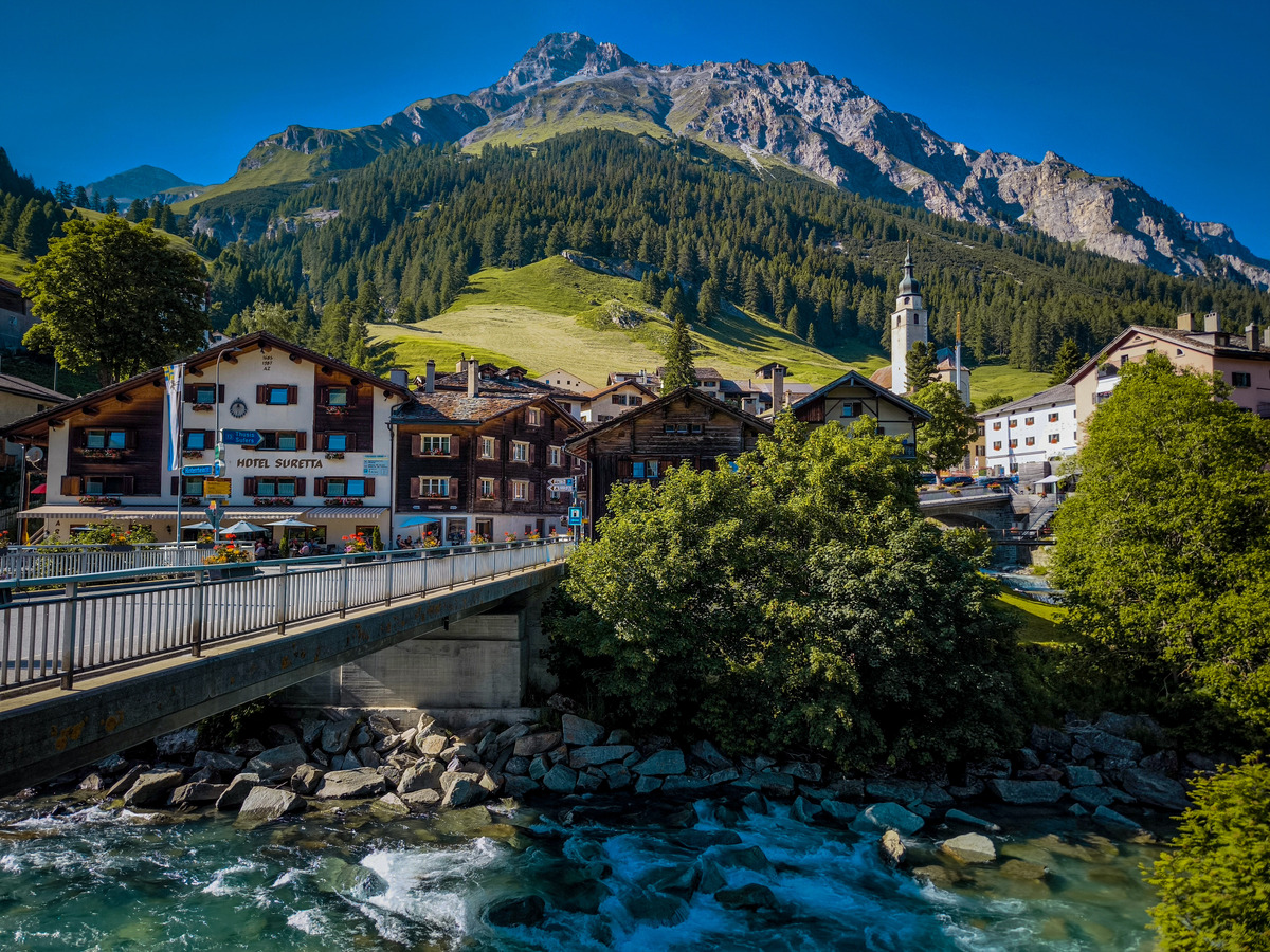 奥地利旅游：自然风光、文化遗产和人民风情