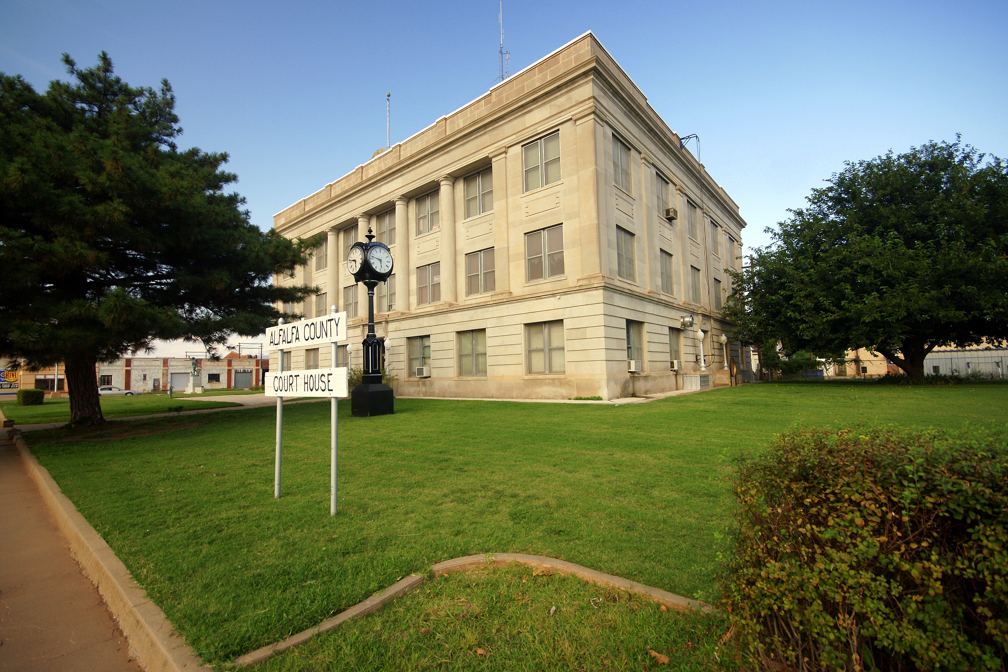 alfalfa county courthouse - cherokee, oklahoma