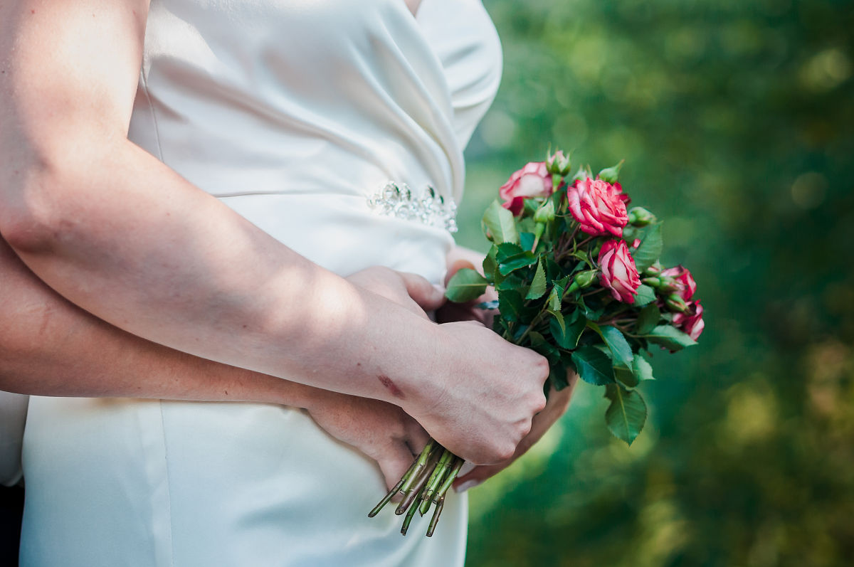 写一-生活片段把某某爱我中的爱字具体化字数100