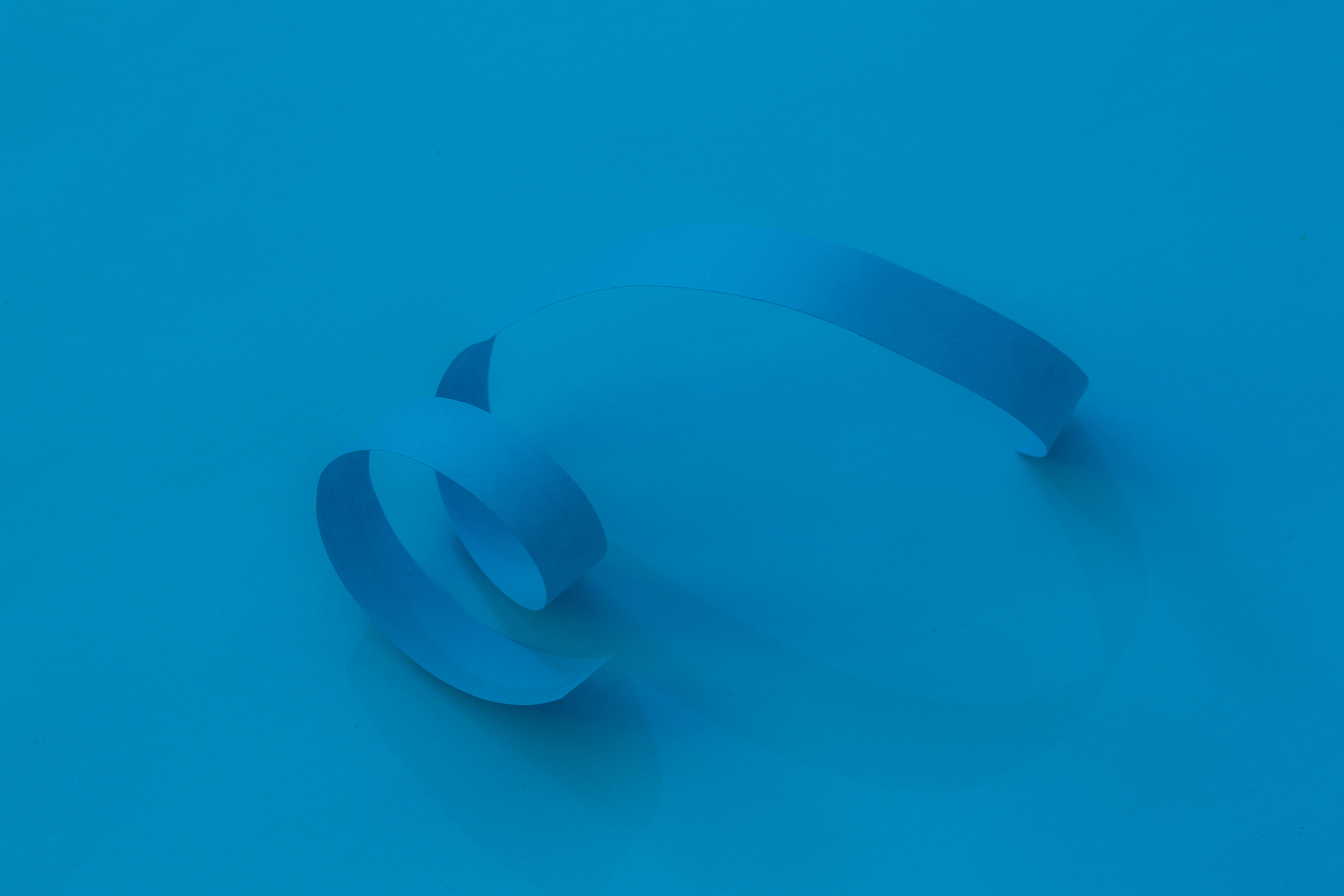 flexibility - blue paper stripe