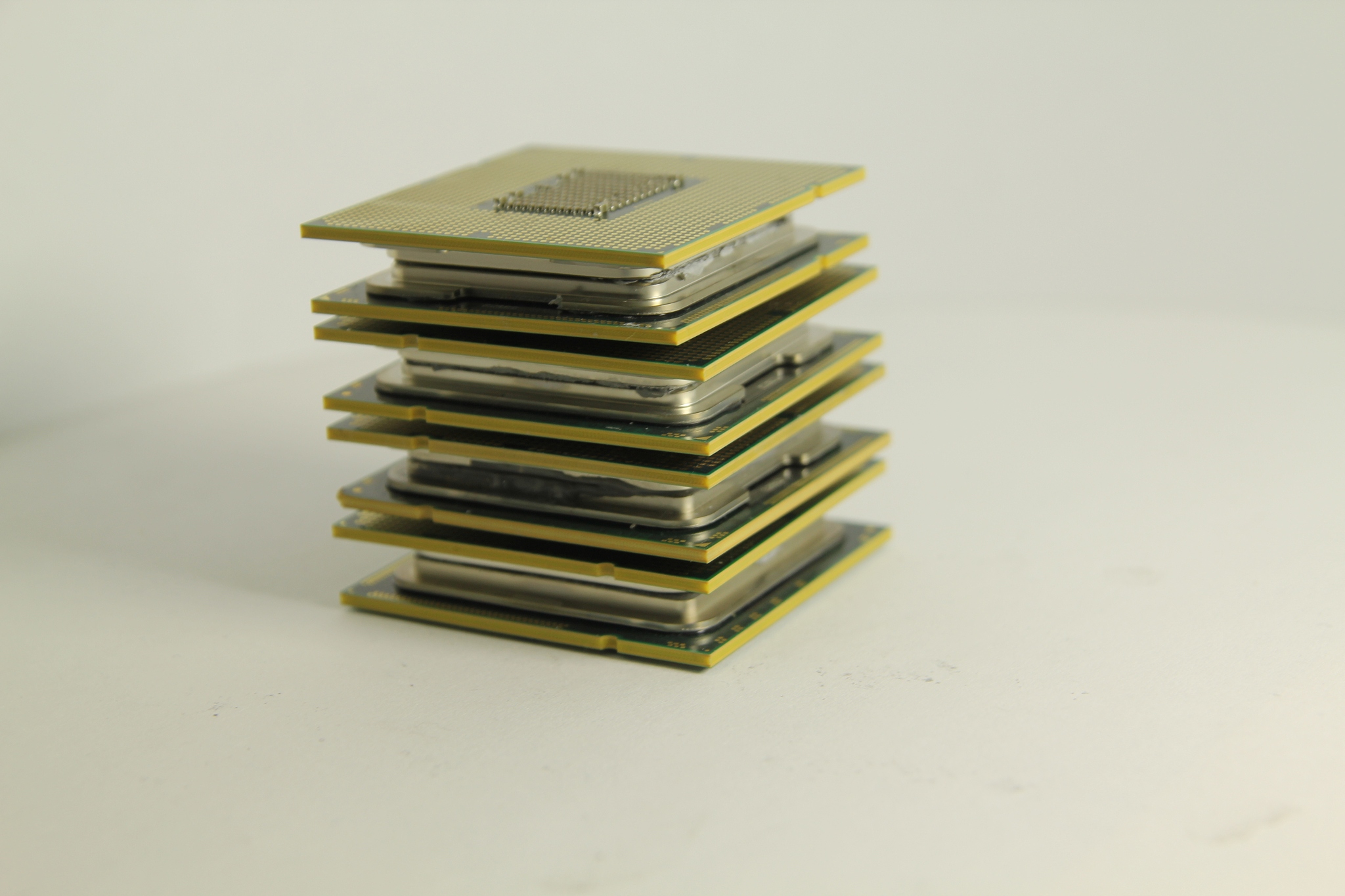 笔记本cpu和台式机cpu差距有多少