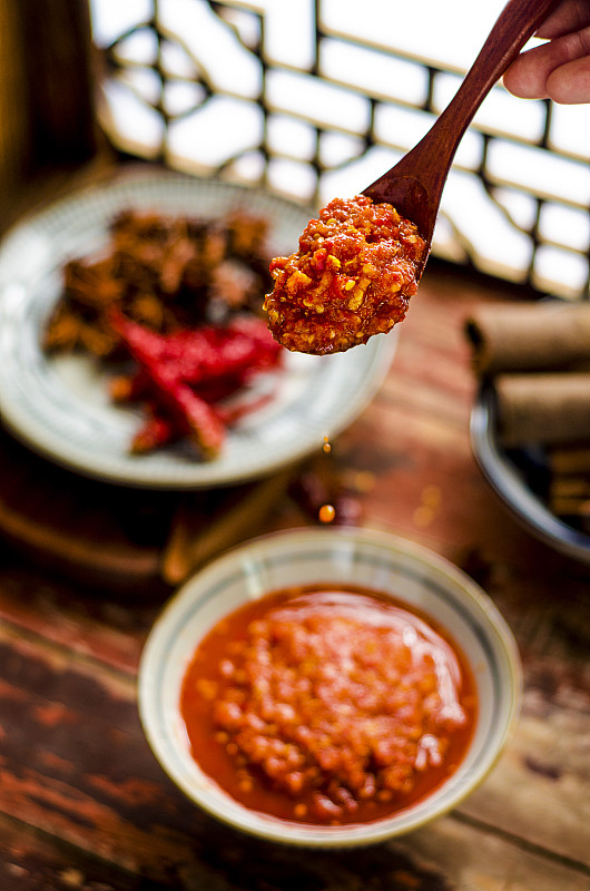 韩式牛肉酱的做法_韩式辣酱再不会无用武之地--韩式牛肉酱_韩式牛肉酱怎么做_菜谱_美食天下