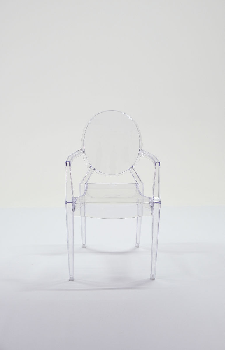 给我一个好评话术 形容这个人鱼椅子质量很好没有气味 很丝滑 跟我家风格好搭 做工和细节都很好限制最少10字 最多30字