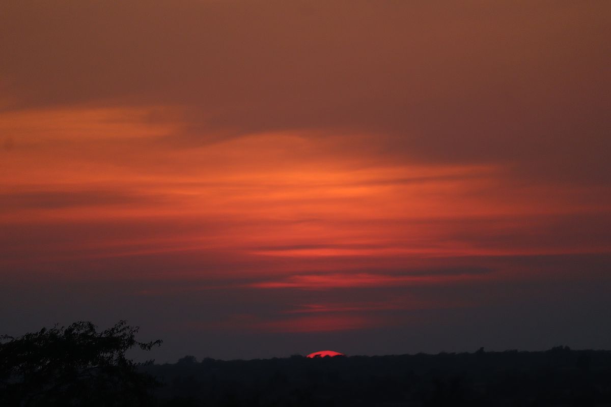 日落怎么形容？100种描写日落的唯美句子