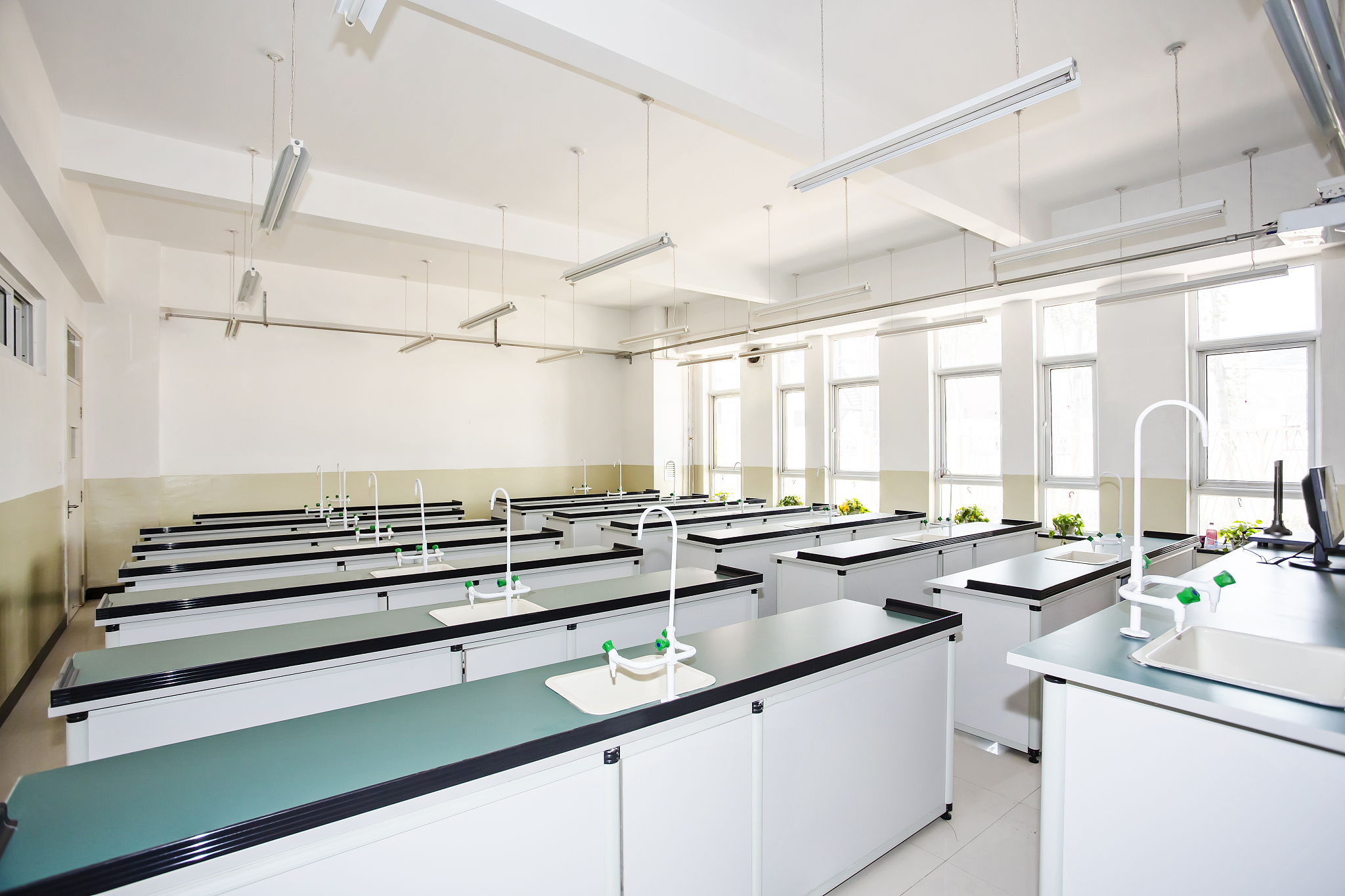 榆林能源化工职业学校2019年招生简章 - 培养能源化工行业精英