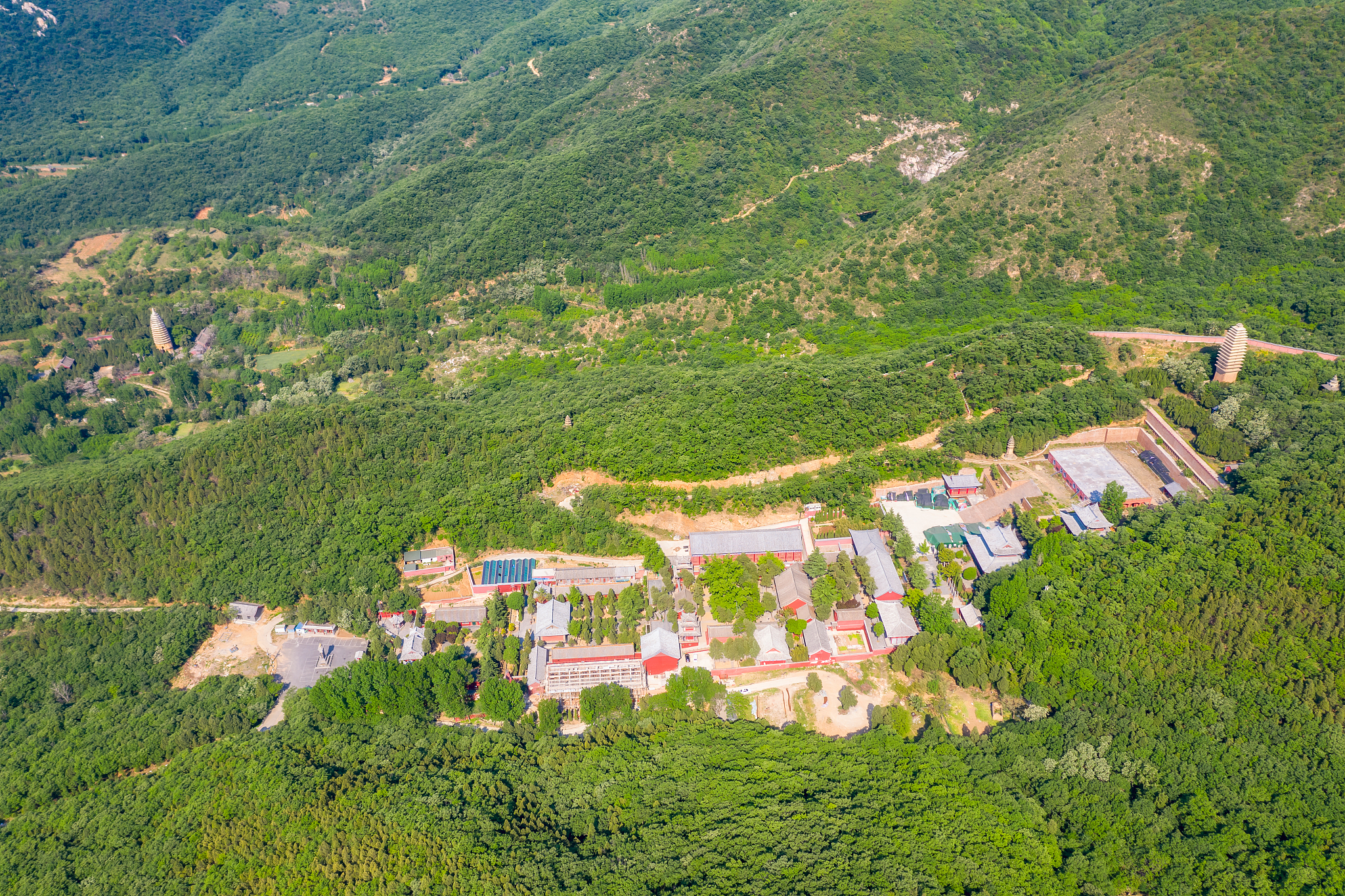 河南省郑州市登封市东汉古刹嵩山