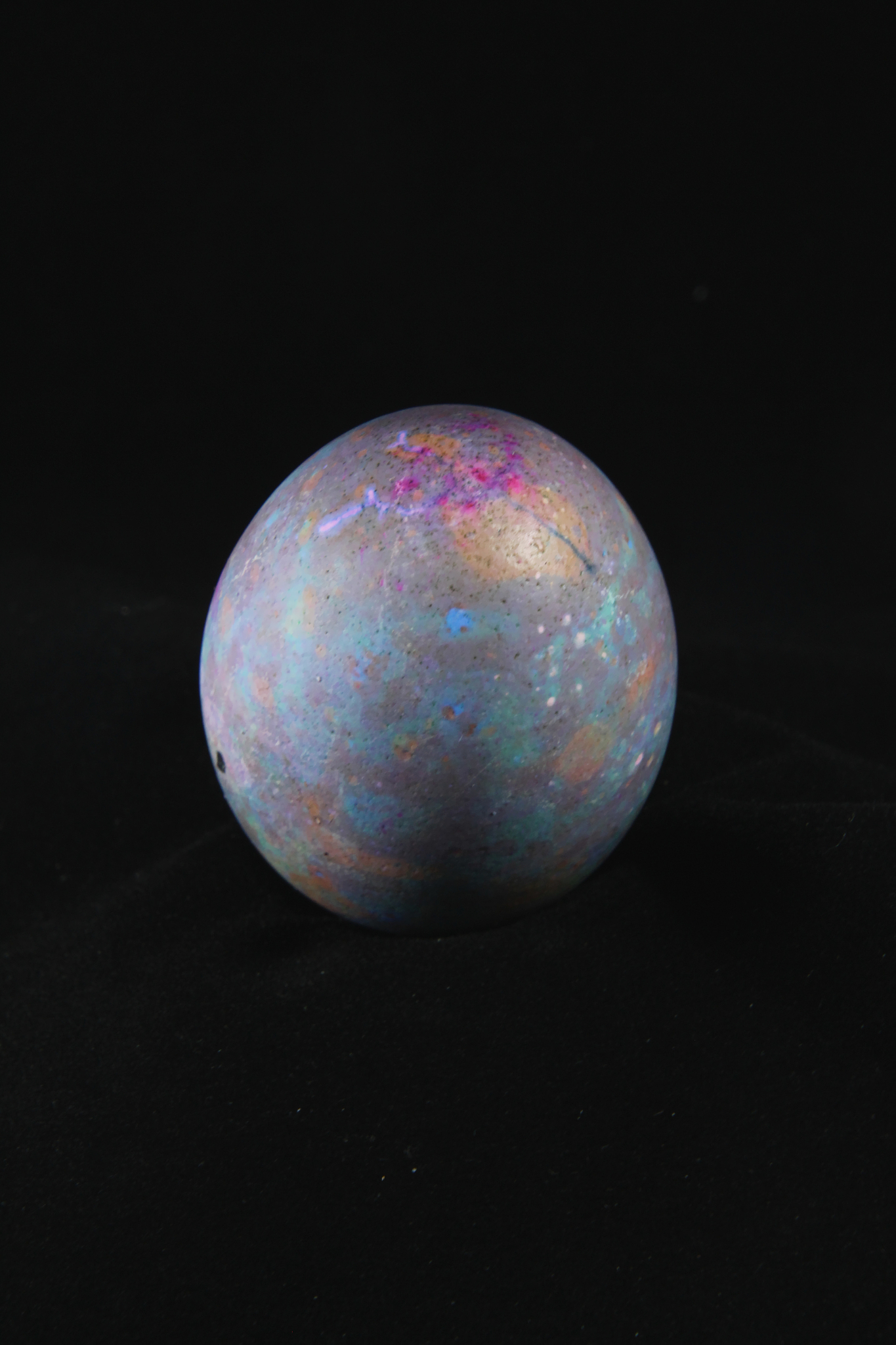egg with mixed colors