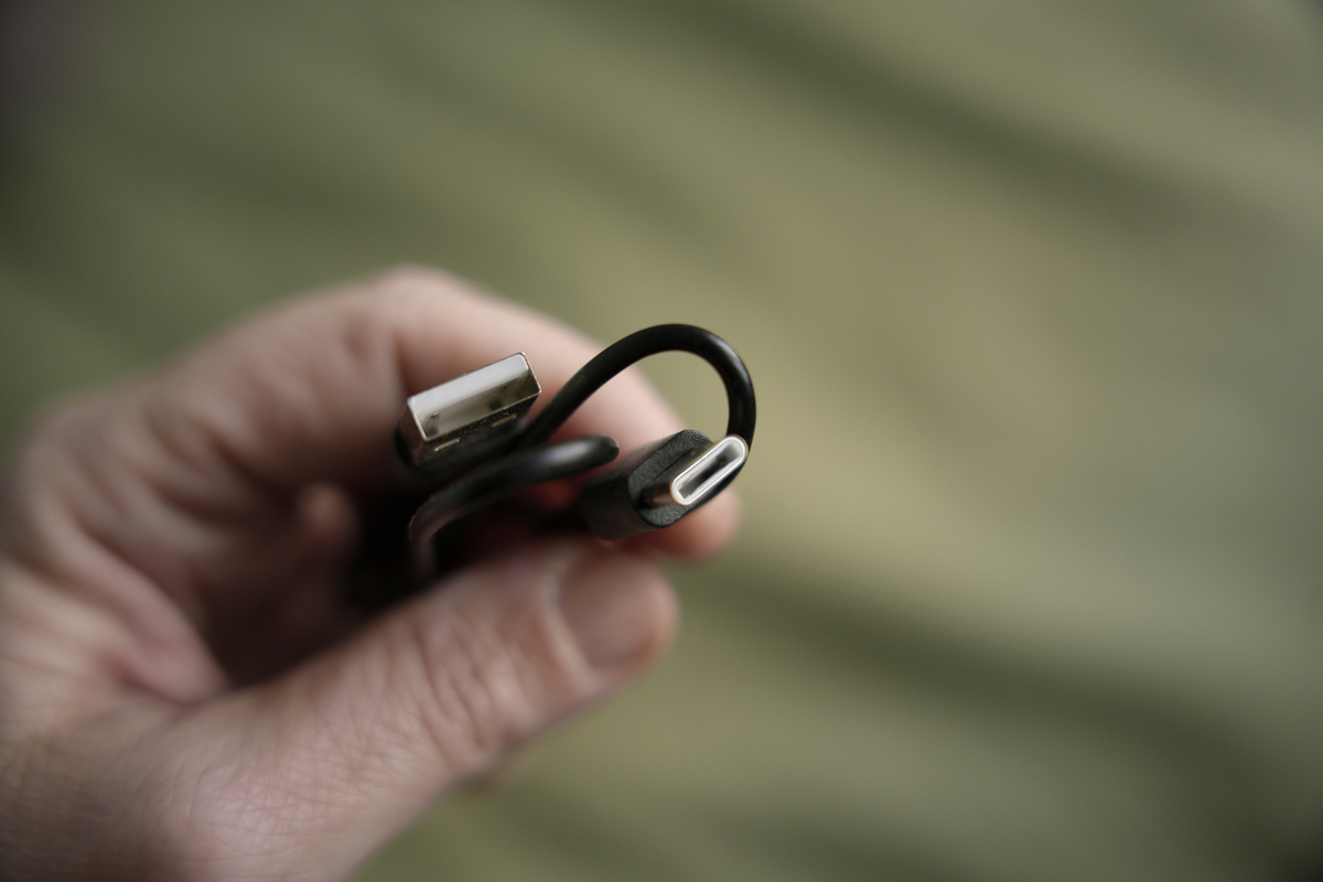 TWS耳机与普通耳机有什么区别？