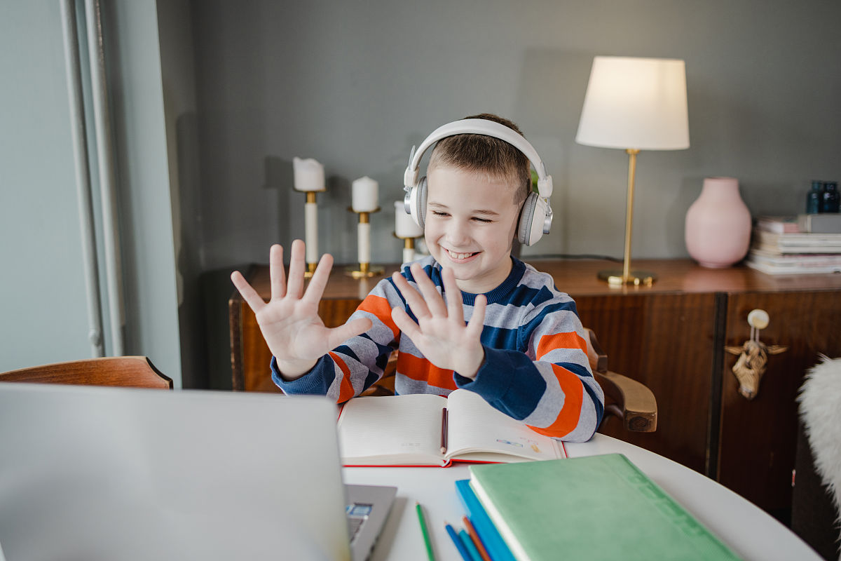 孩子听力理解偏差的原因及应对策略