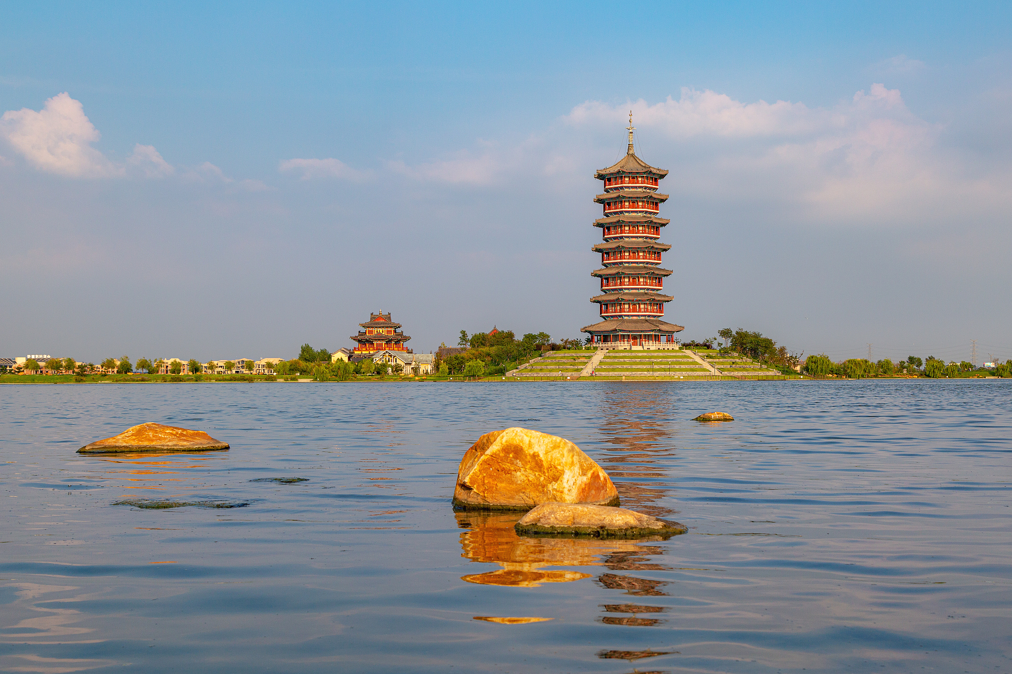 青岛旅游安全指南：避开色情场所的建议