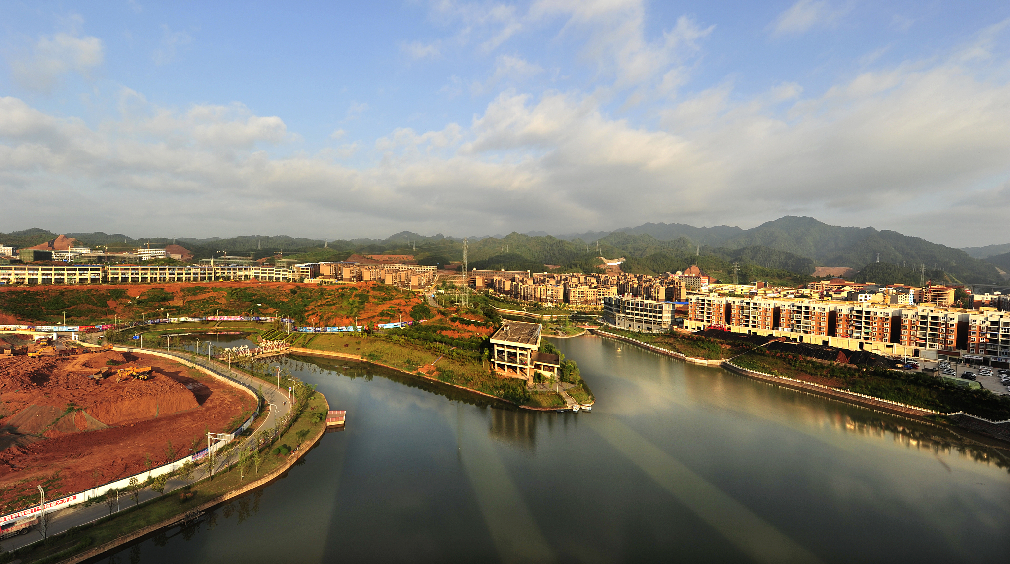 贵州省旅游学校2022年招生简章