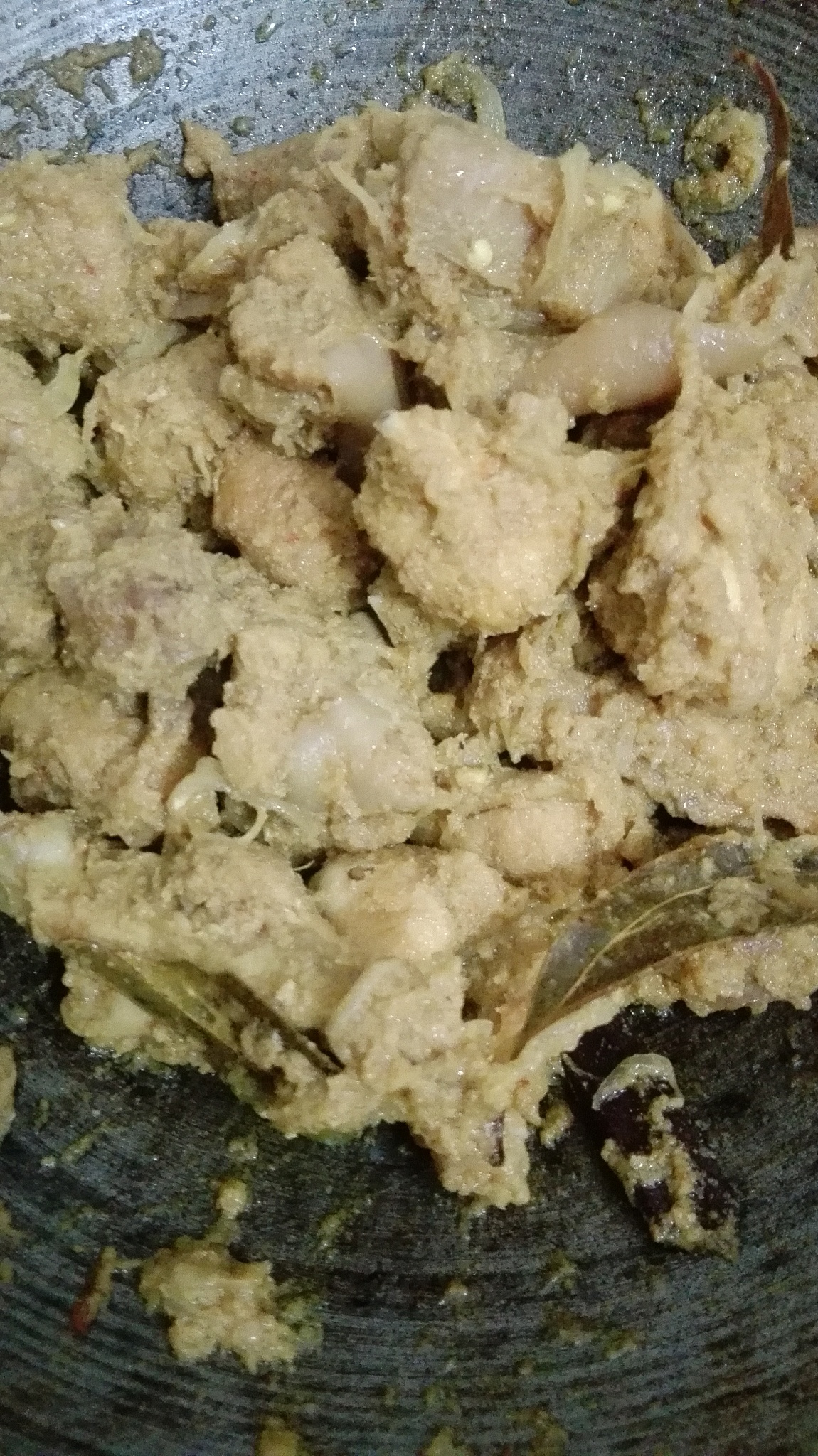 羊肉白萝卜馅变得越来越黑
