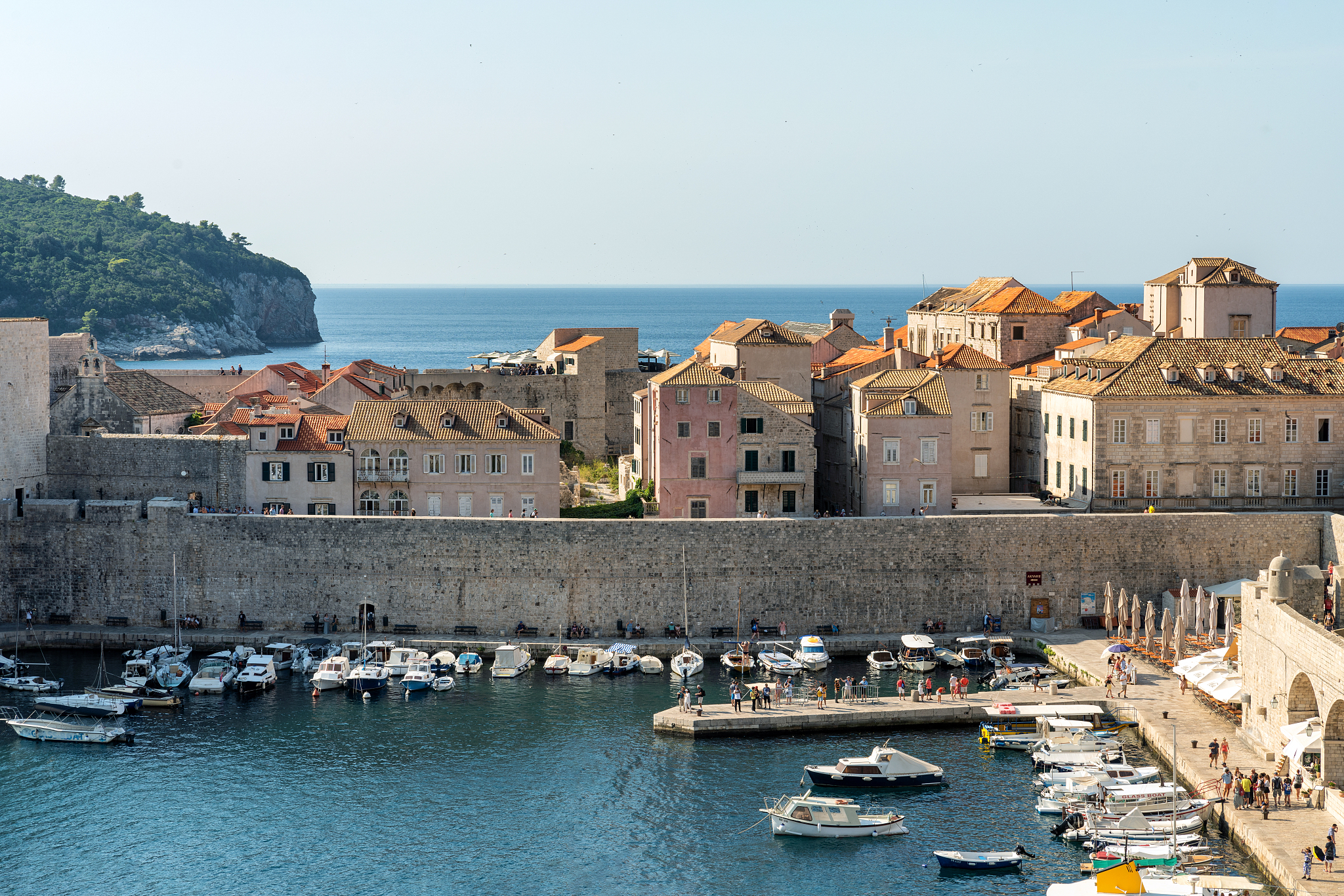 dubrovnik old town harbor